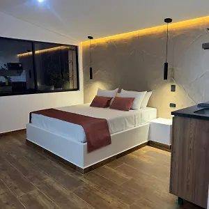  Habitación en casa particular Stadium Shelter